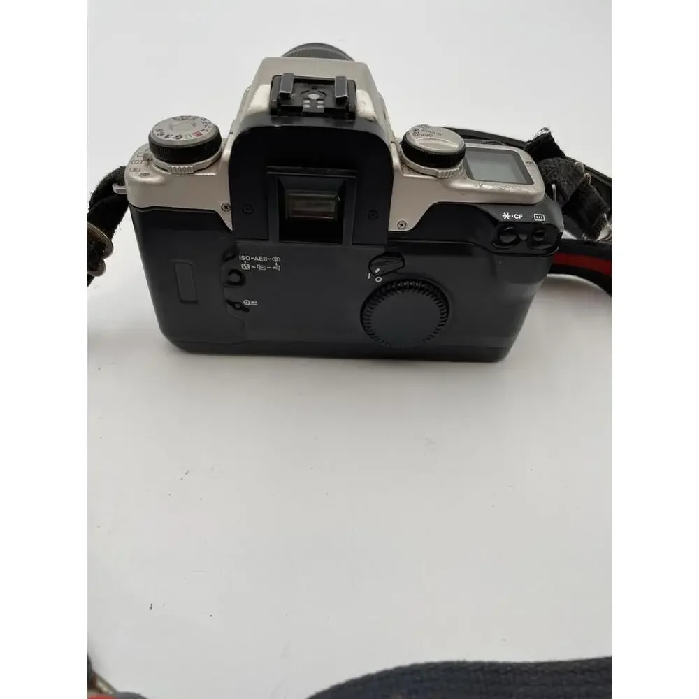 Canon EOS ELAN II E Eye Control 35MM SLR Camera With Canon 75-300 Zoom Lens